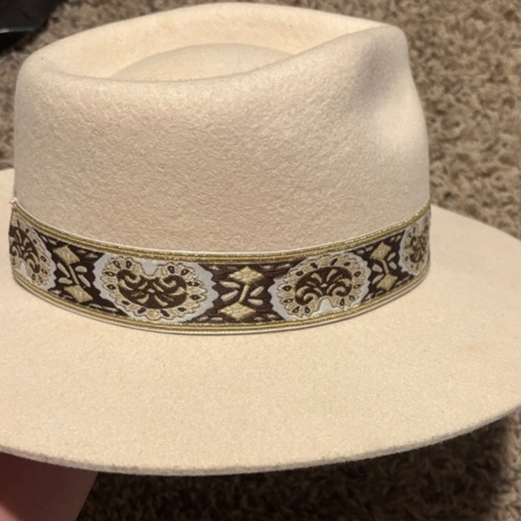 Lack of Color Hat - Picture 2 of 2